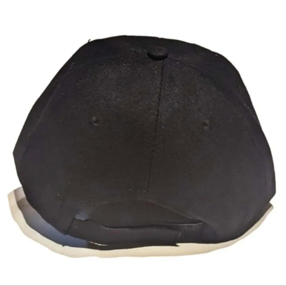 New York Essence: Velcro-Strapped Hat with Embroidered Front Detail
